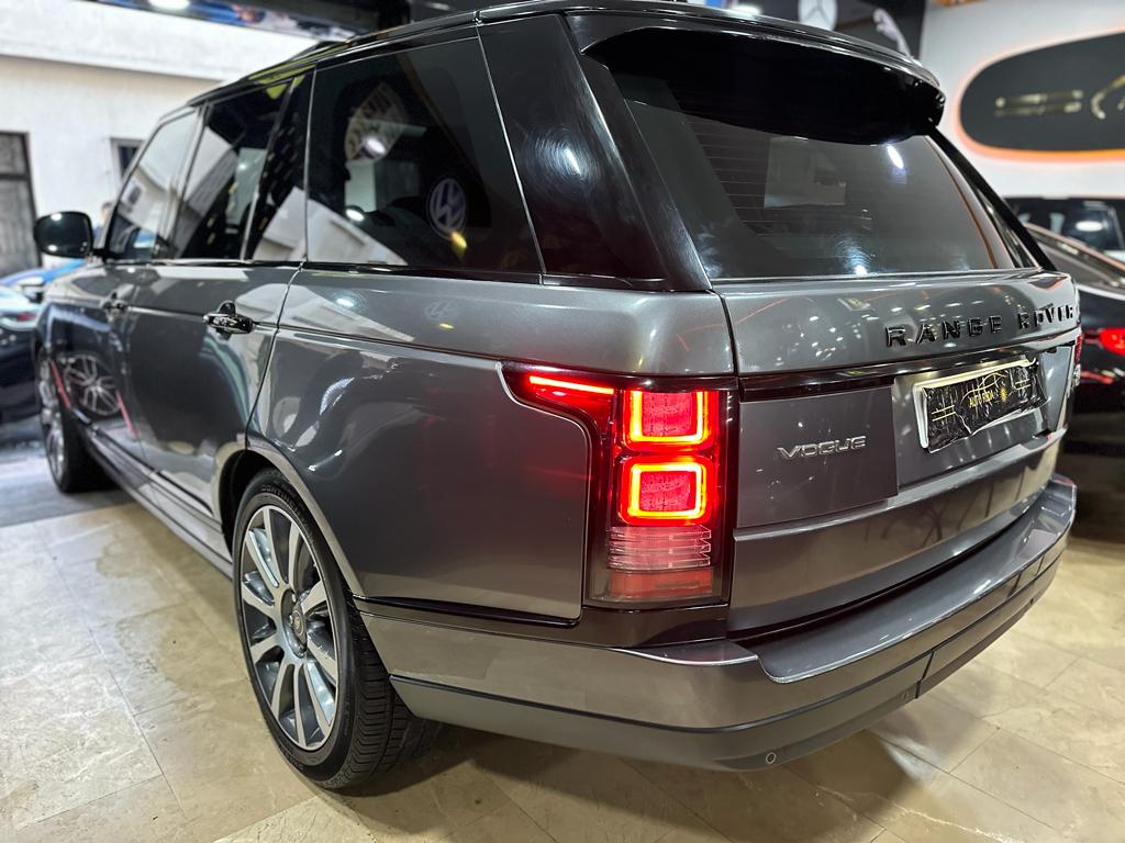 Range Rover VOGUE