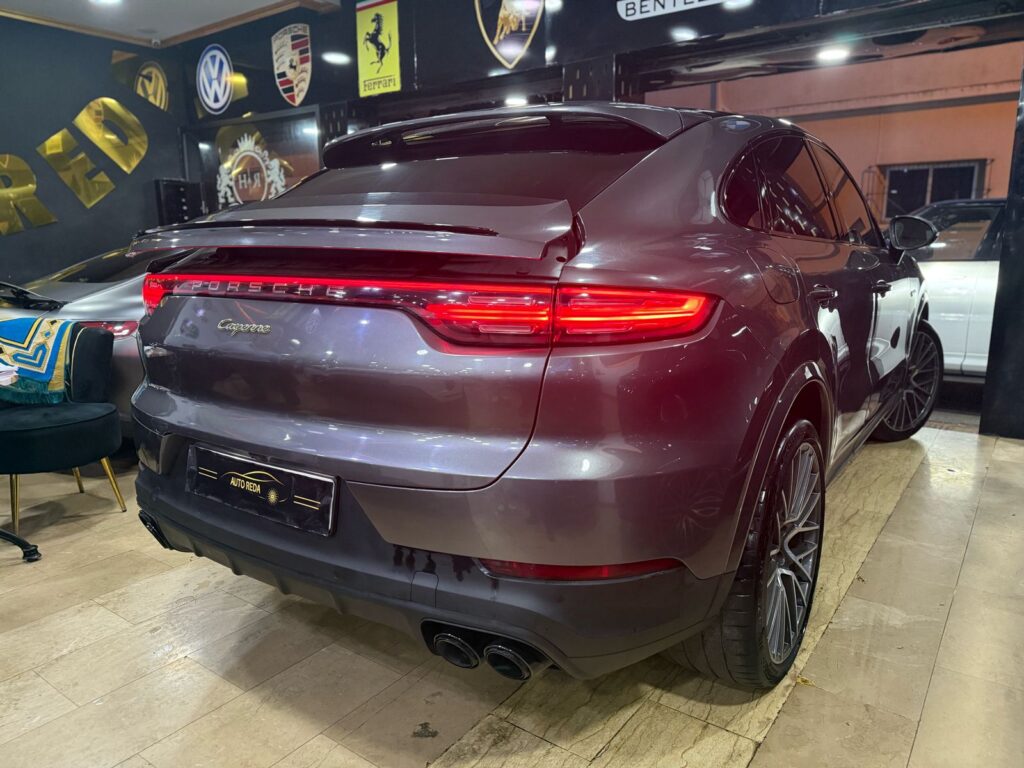 Porsche Cayenne Coupé sport design