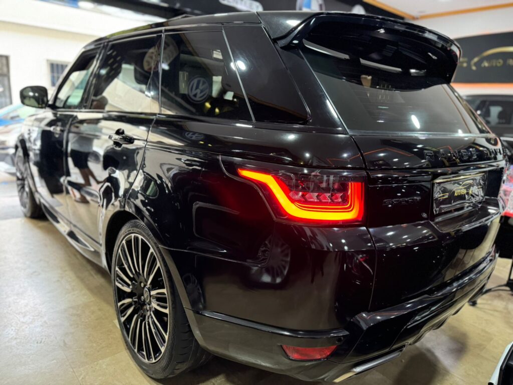 Range Rover Sport Black line