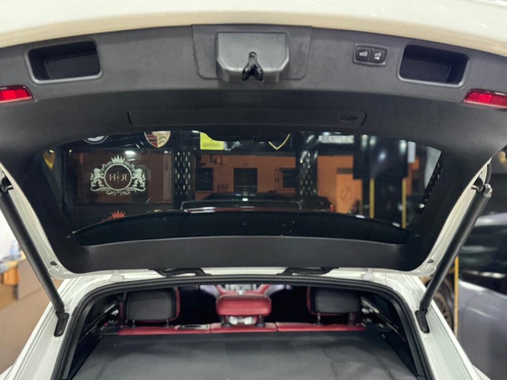 Porsche Macan S
