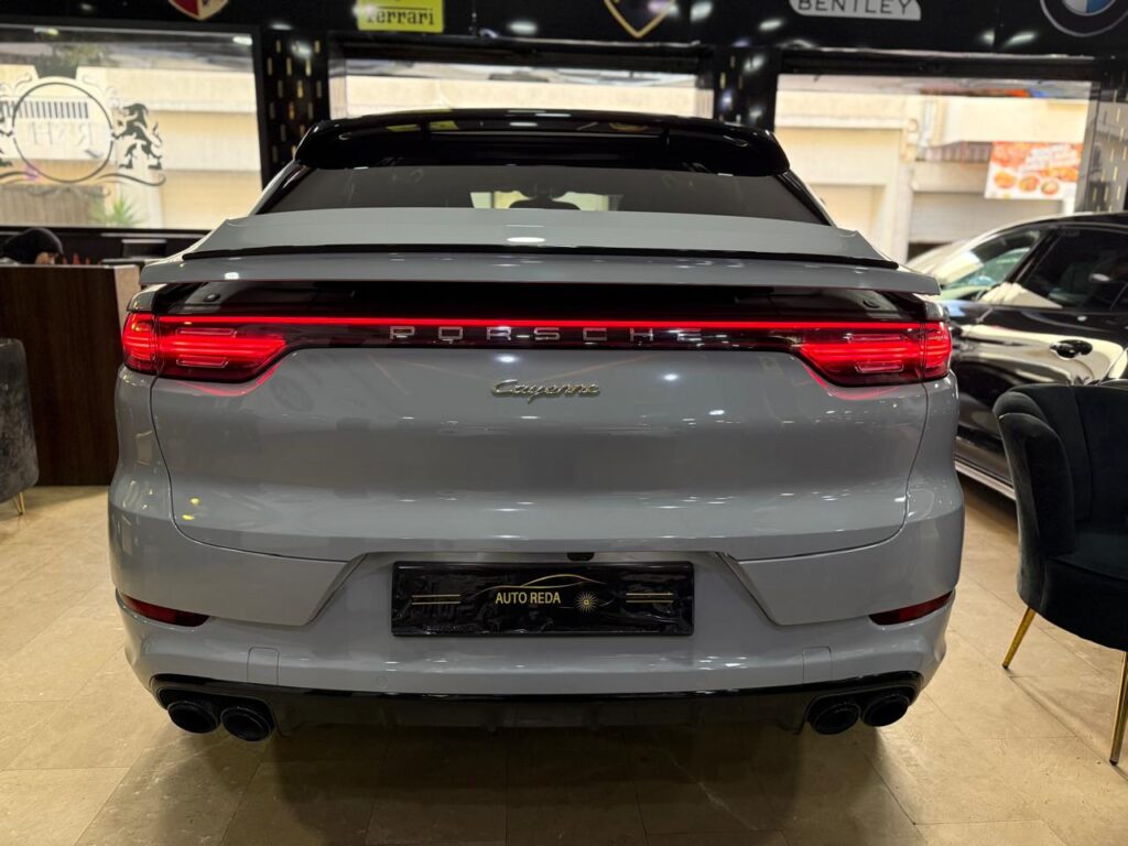 PORSCHE CAYENNE COUPE