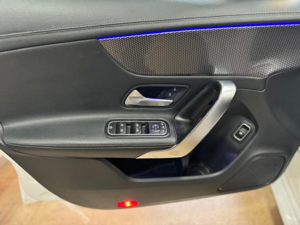 Mercedes-Benz Classe CLA 220