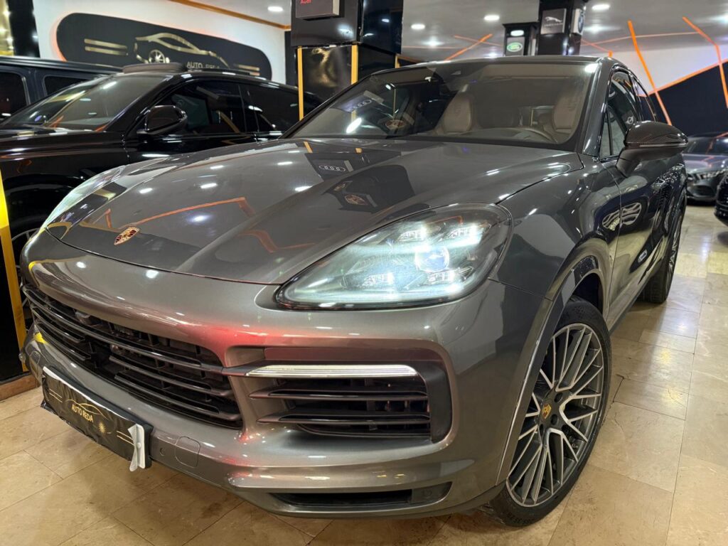 Porsche Cayenne Coupé sport design