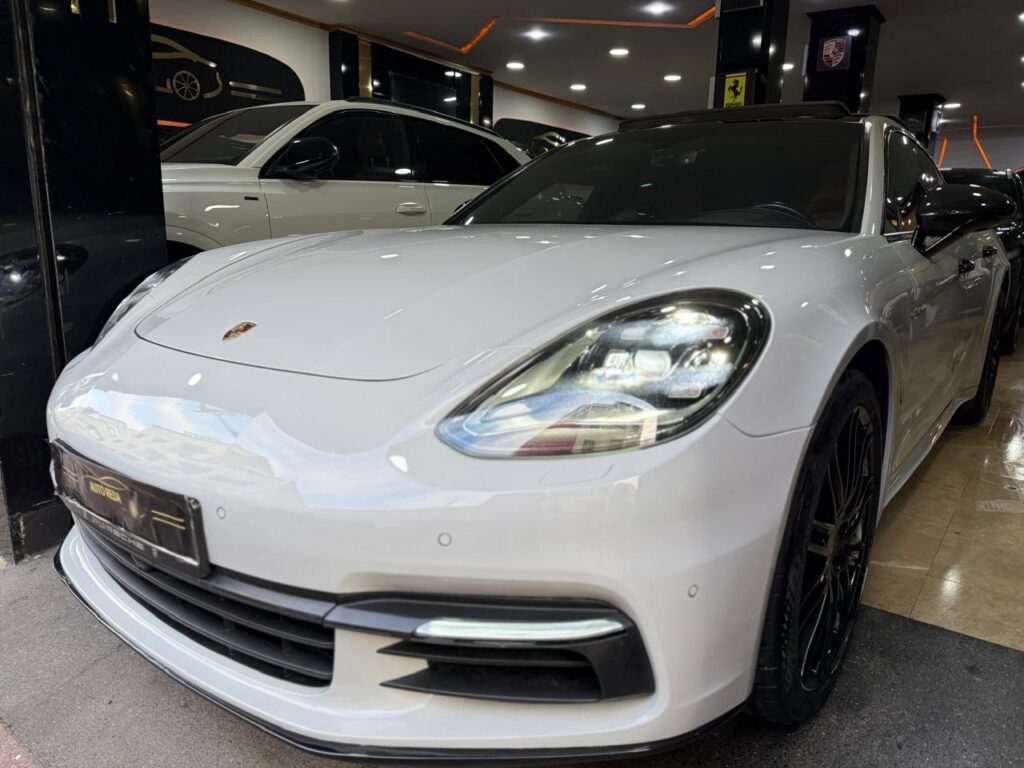 Porsche Panamera Hybride