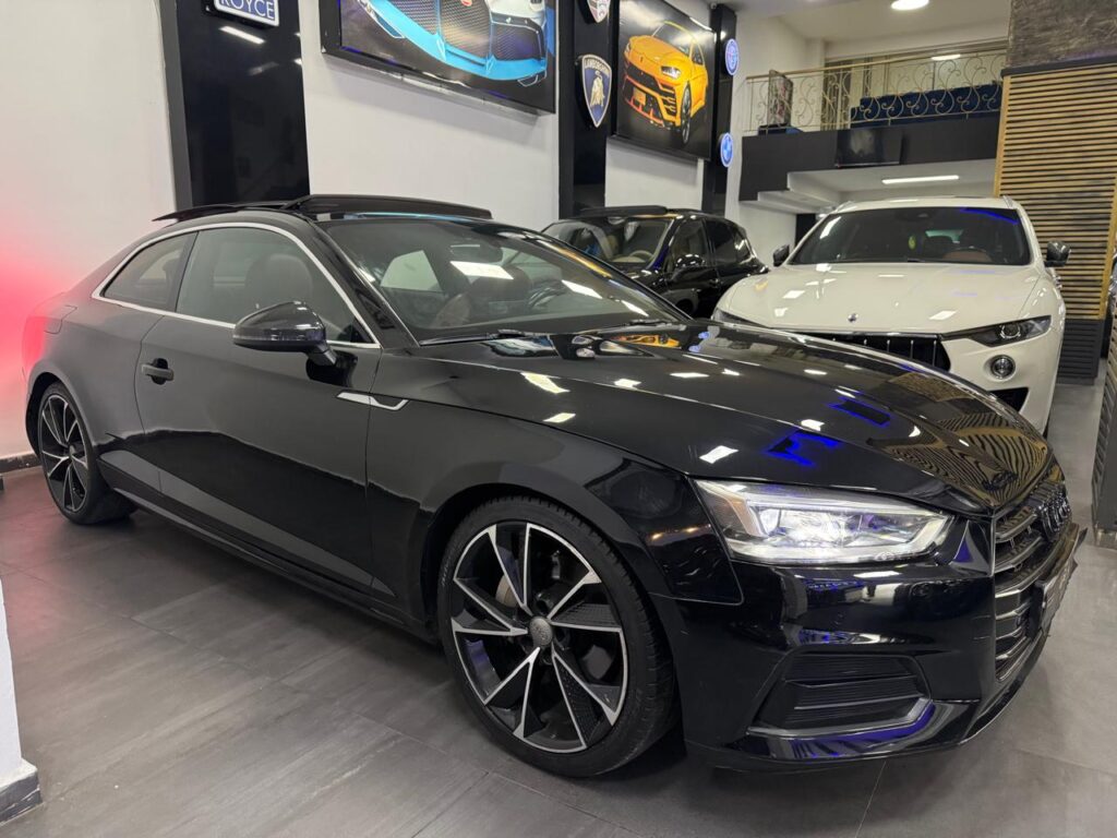Audi A5 COUPE