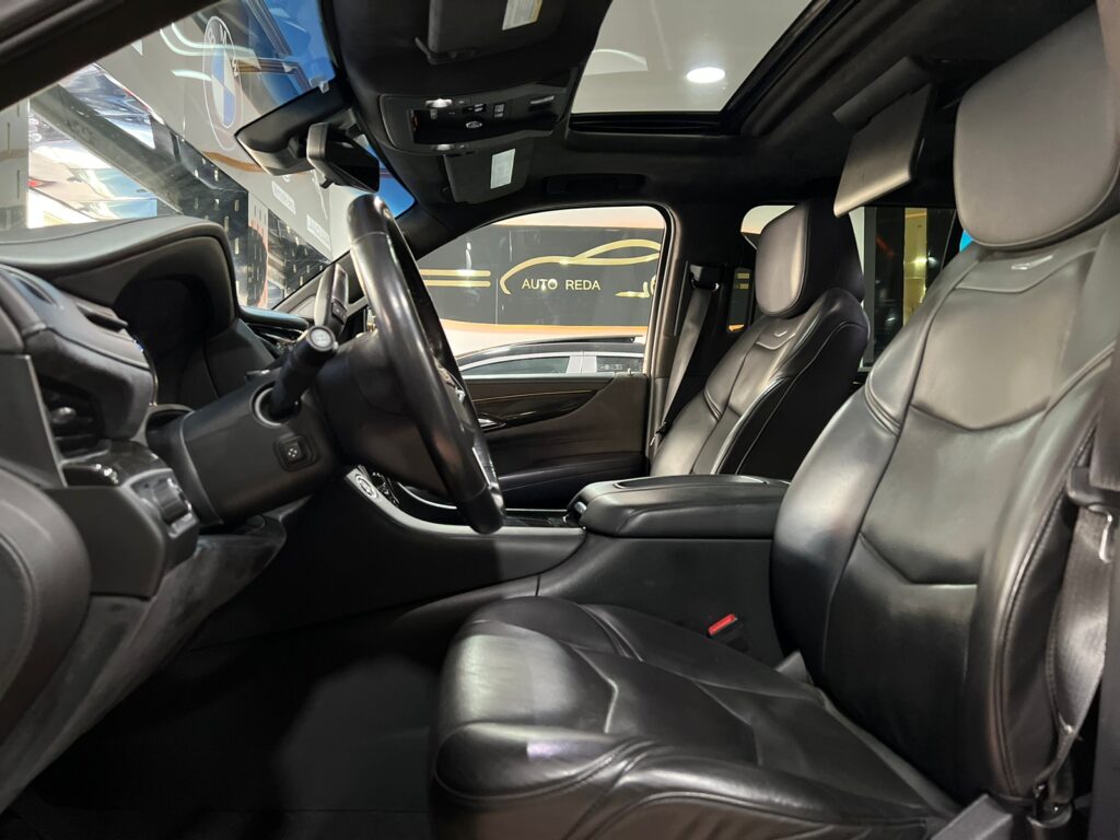 CADILLAC ESCALADE