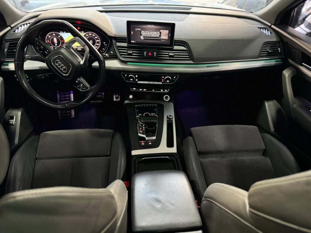 AUDI Q5 S-LINE