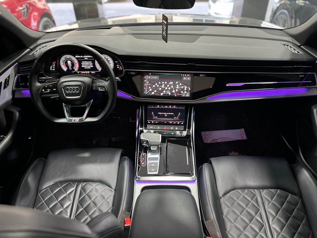 AUDI Q8 S-LINE PLUS