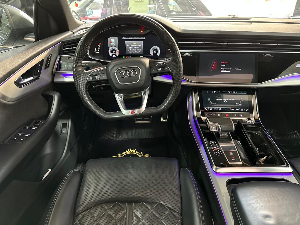 AUDI Q8 S-LINE PLUS