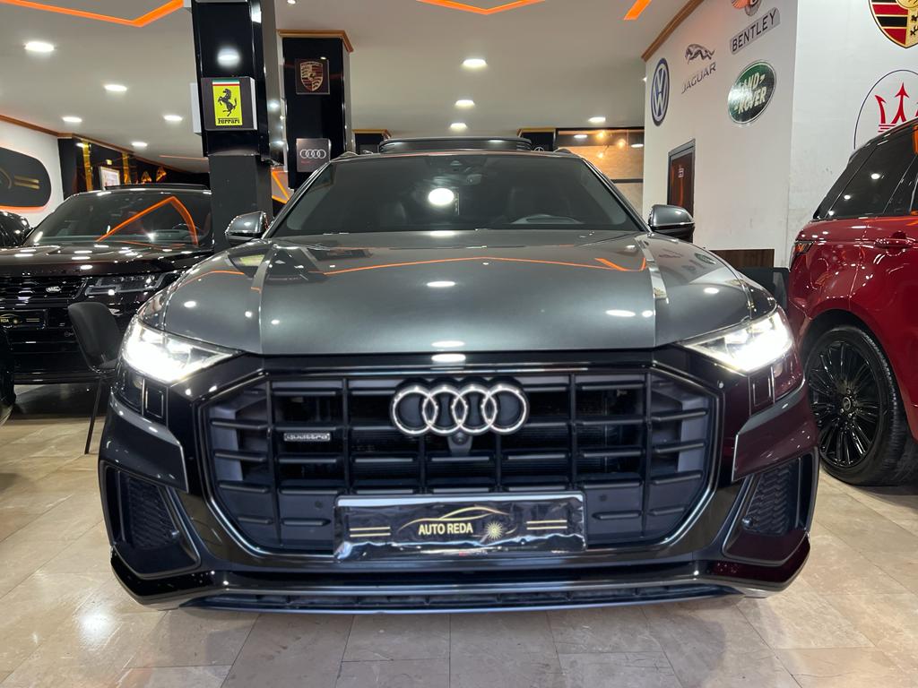 AUDI Q8 S-LINE PLUS