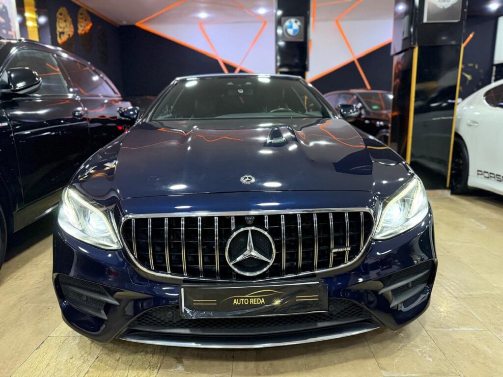 Mercedes-Benz Classe E  cabriolet AMG line plus