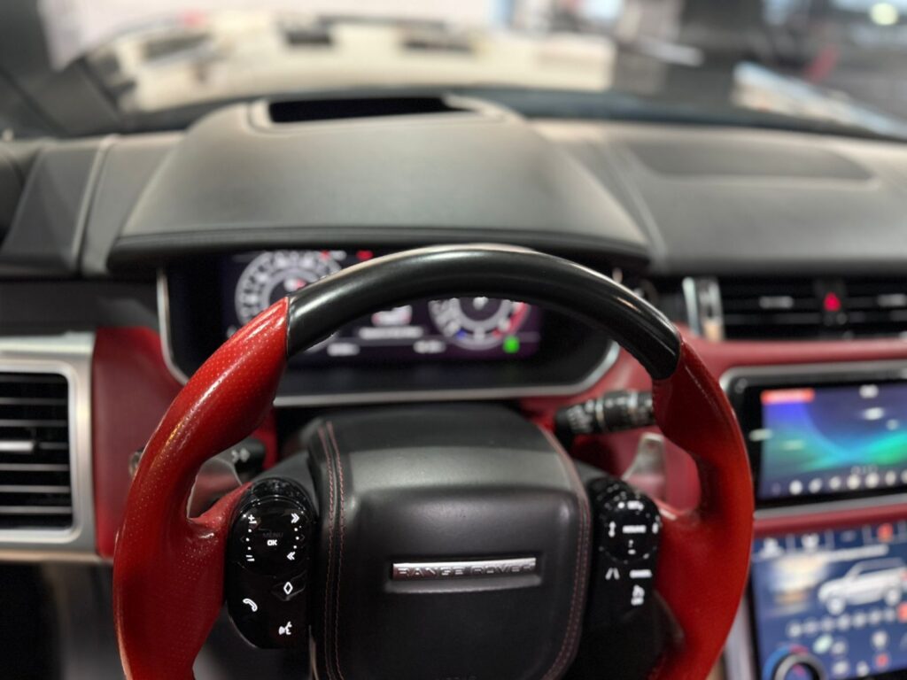 Range Rover SVR