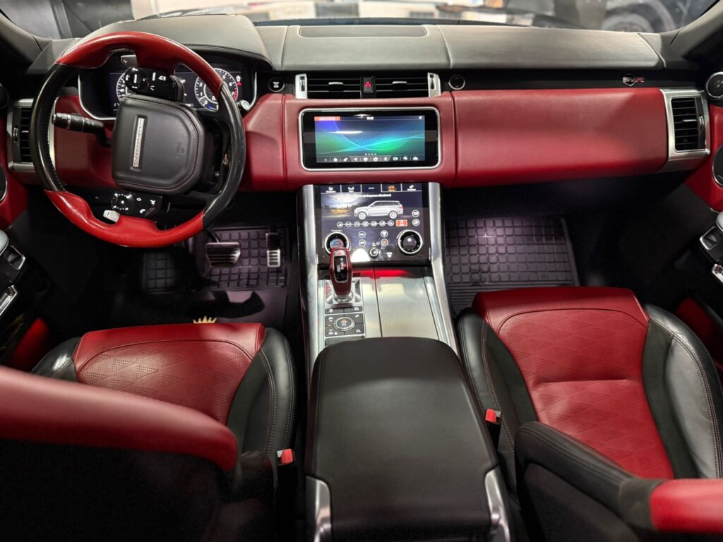 Range Rover SVR