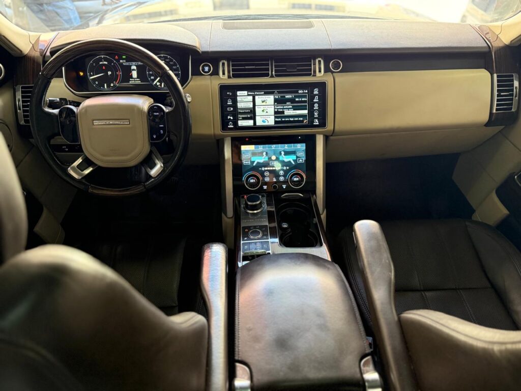 Range Rover Vogue SD V8