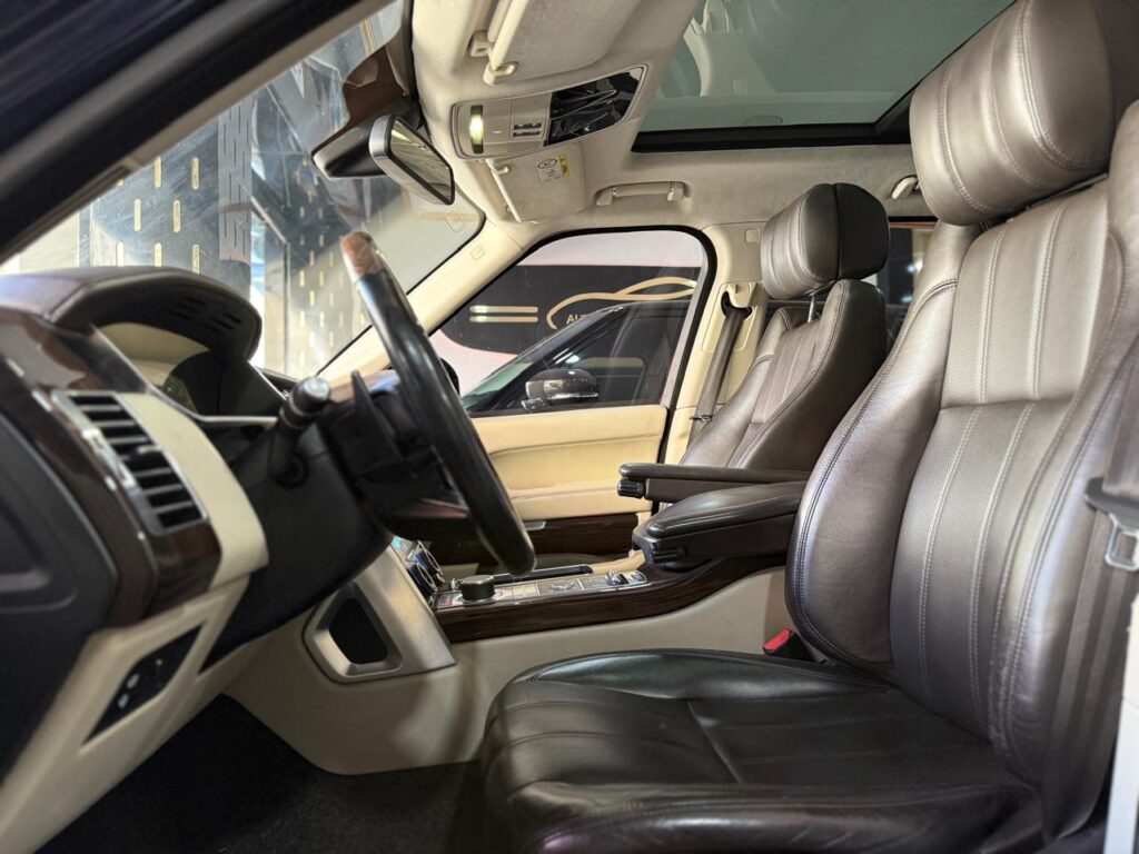 Range Rover Vogue SD V8