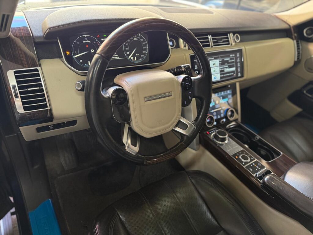 Range Rover Vogue SD V8