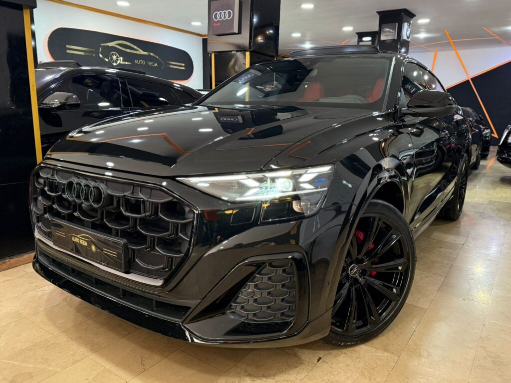 AUDI Q8 S-LINE