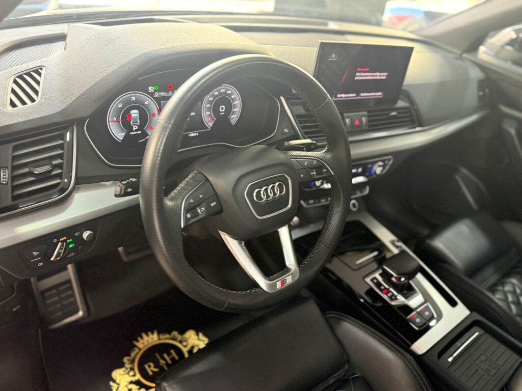 AUDI Q5 S-LINE