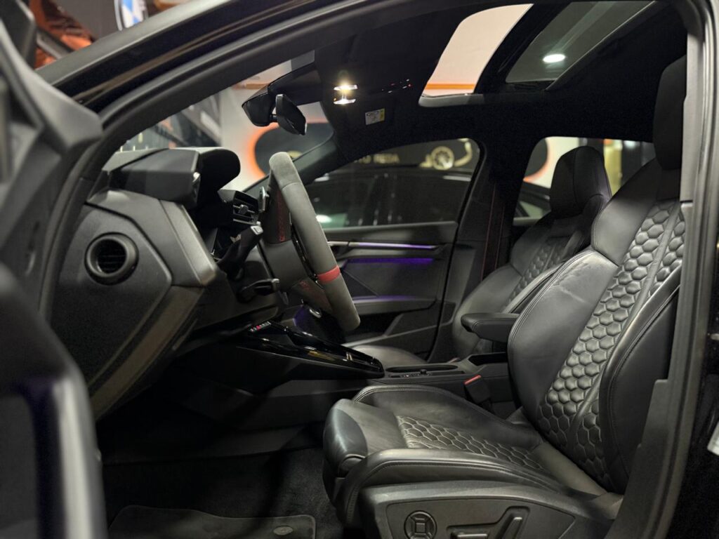 AUDI RS3