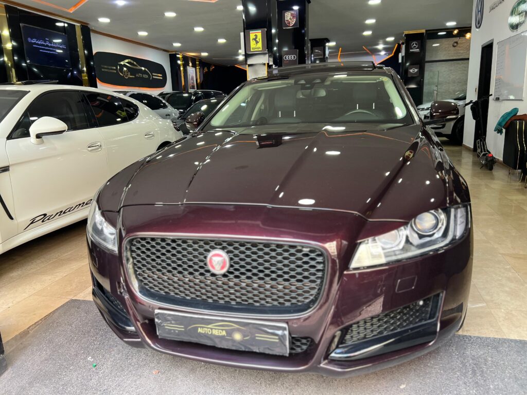 JAGUAR XF