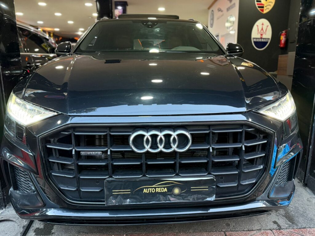 AUDI Q8 S-LINE