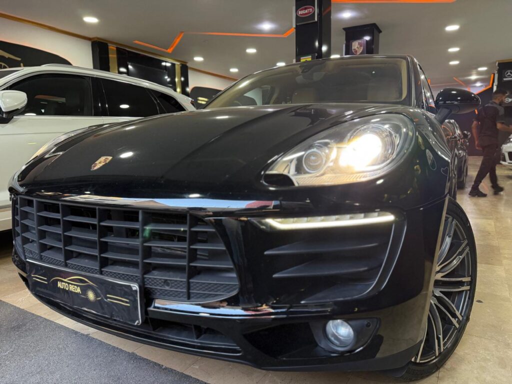 PORSCHE MACAN S