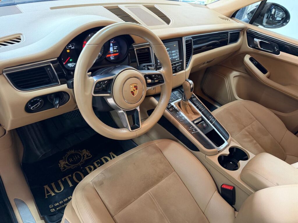PORSCHE MACAN S