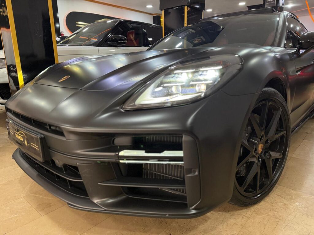 PORSCHE PANAMERA 4 E-HYBRIDE