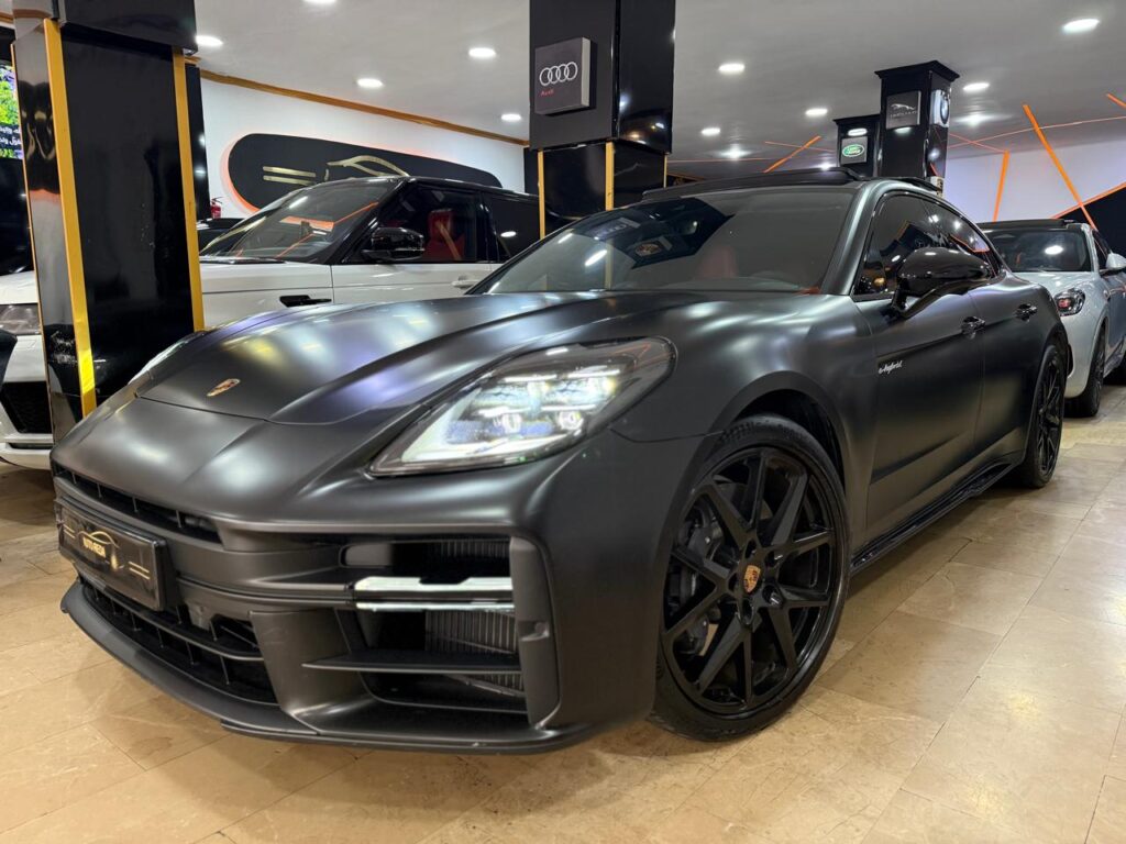 PORSCHE PANAMERA 4 E-HYBRIDE