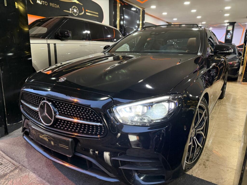 Mercedes-Benz Classe E 220d Pack AMG line plus