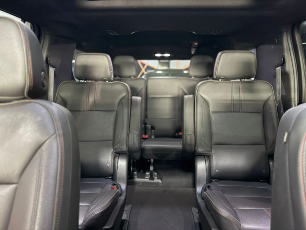 CHEVROLET SUBURBAN RST