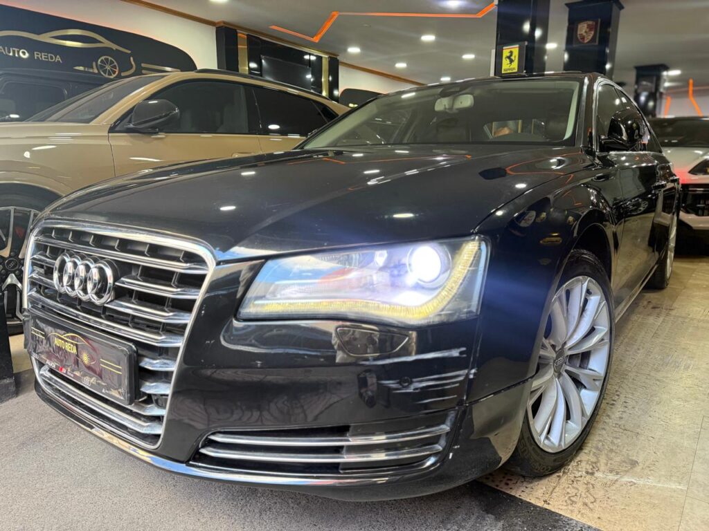 AUDI A8