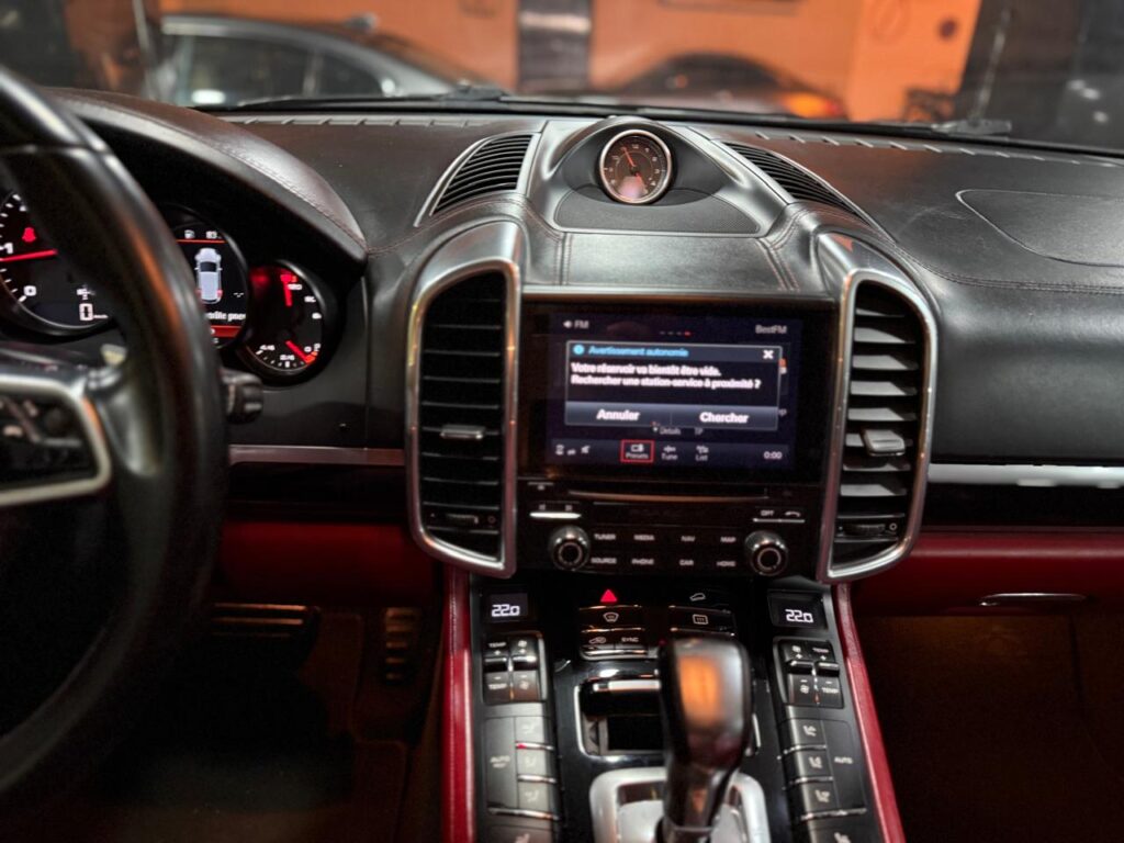 Porsche Cayenne Sport Design