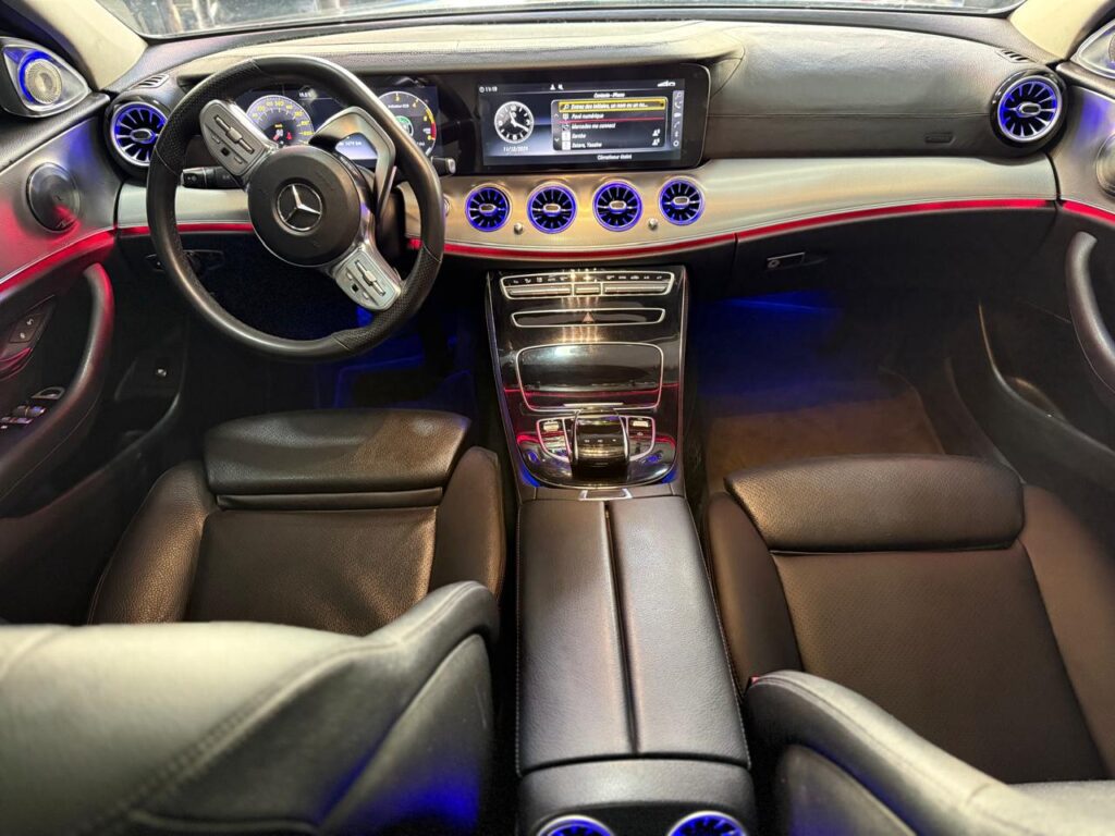 Mercedes-Benz Classe E 220 PACK AMG