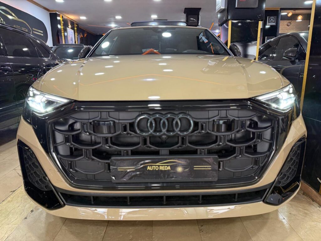 AUDI Q8 S-LINE