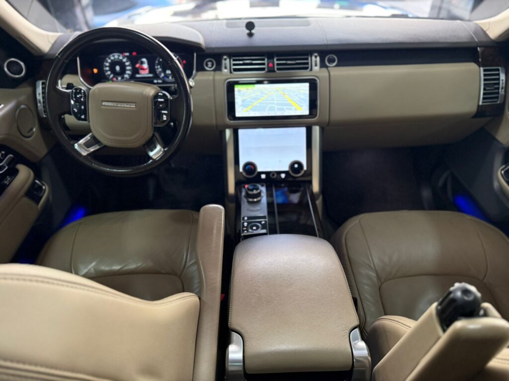 RANGE ROVER VOGUE