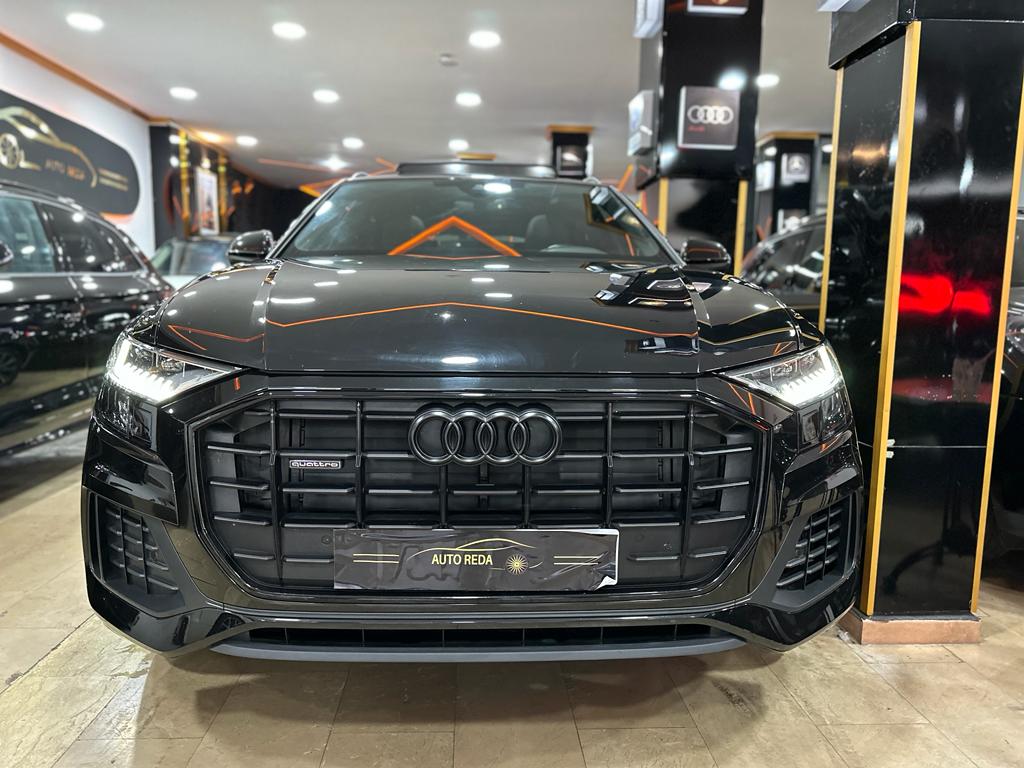 AUDI Q8 S-LINE