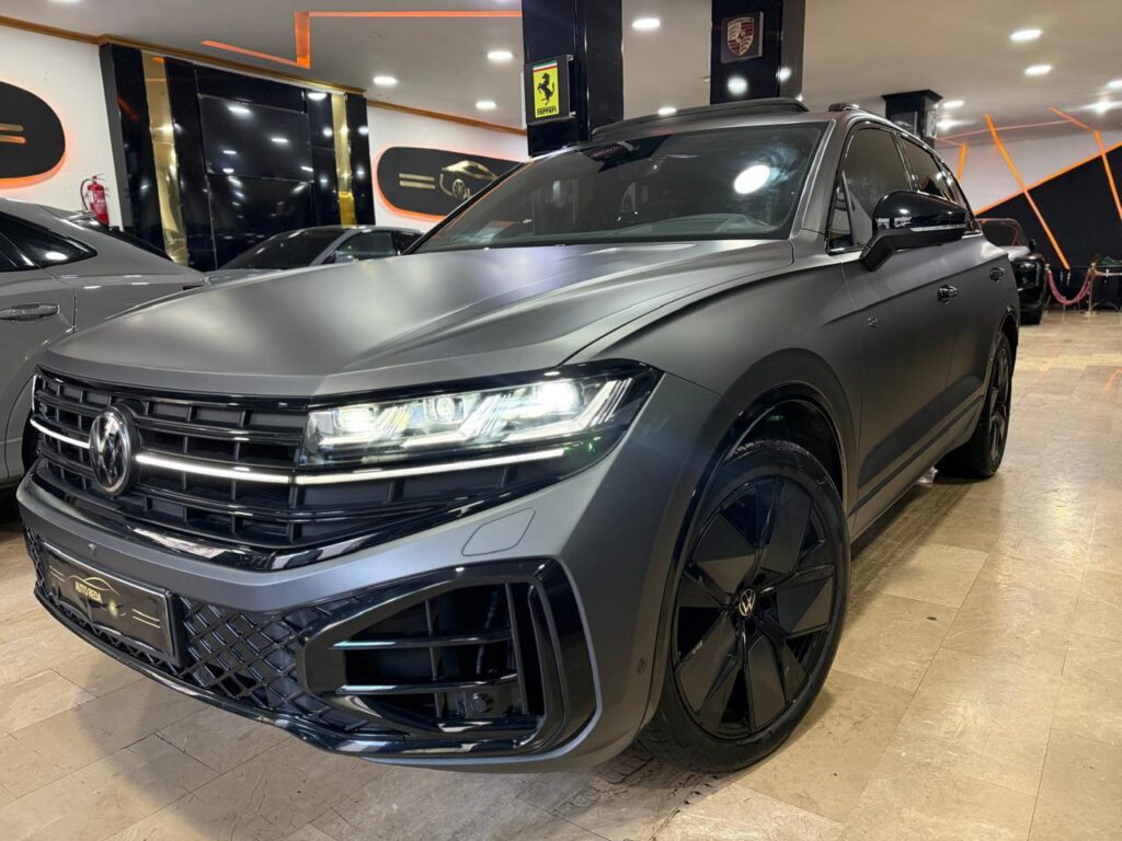  Volkswagen Touareg R LINE