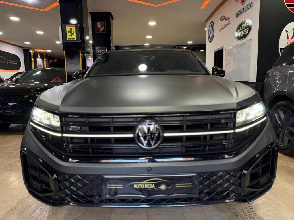  Volkswagen Touareg R LINE