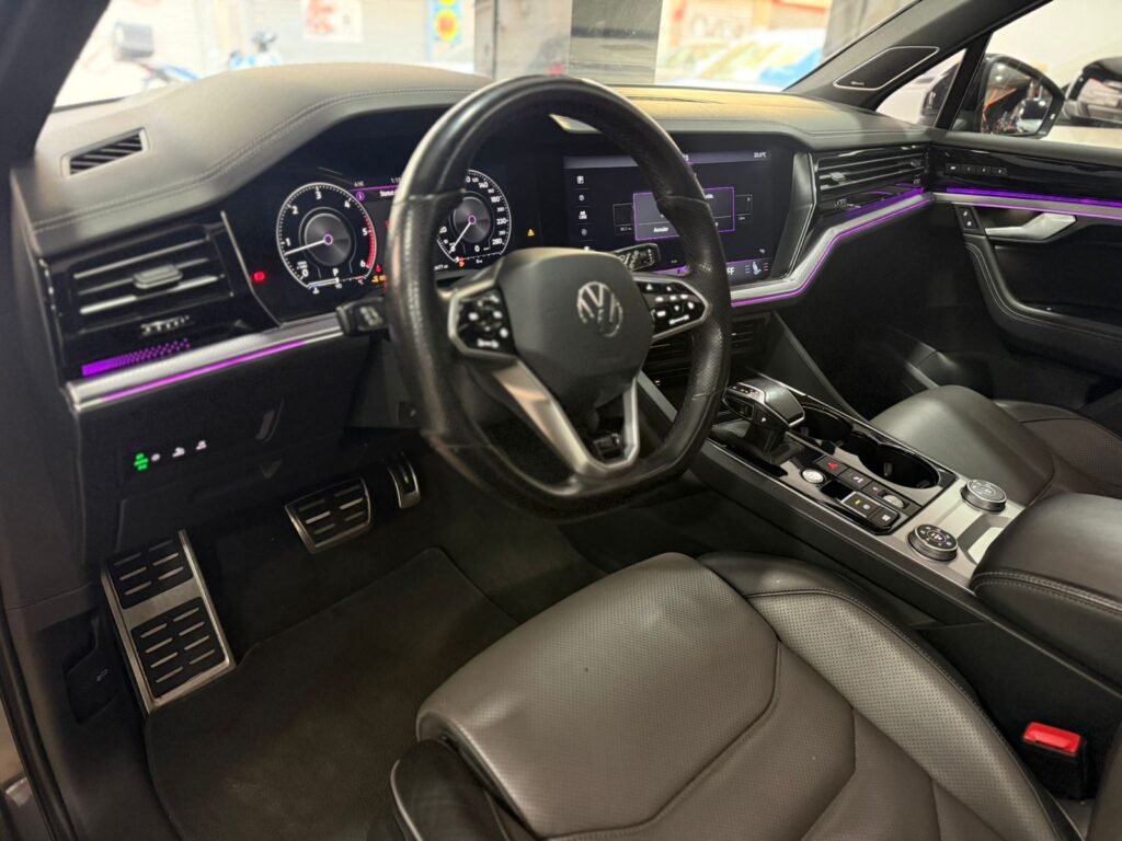 Volkswagen Touareg R-LINE