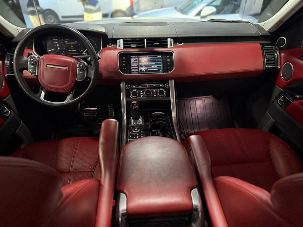 RANGE ROVER SPORT AUTOBIOGRAPHIE 