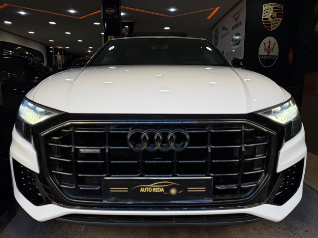 AUDI Q8 S-LINE