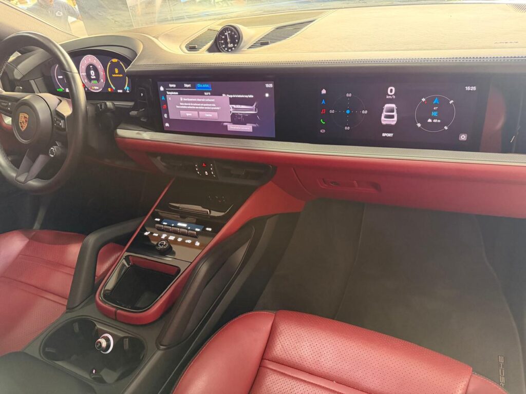 PORSCHE CAYENNE COUPE