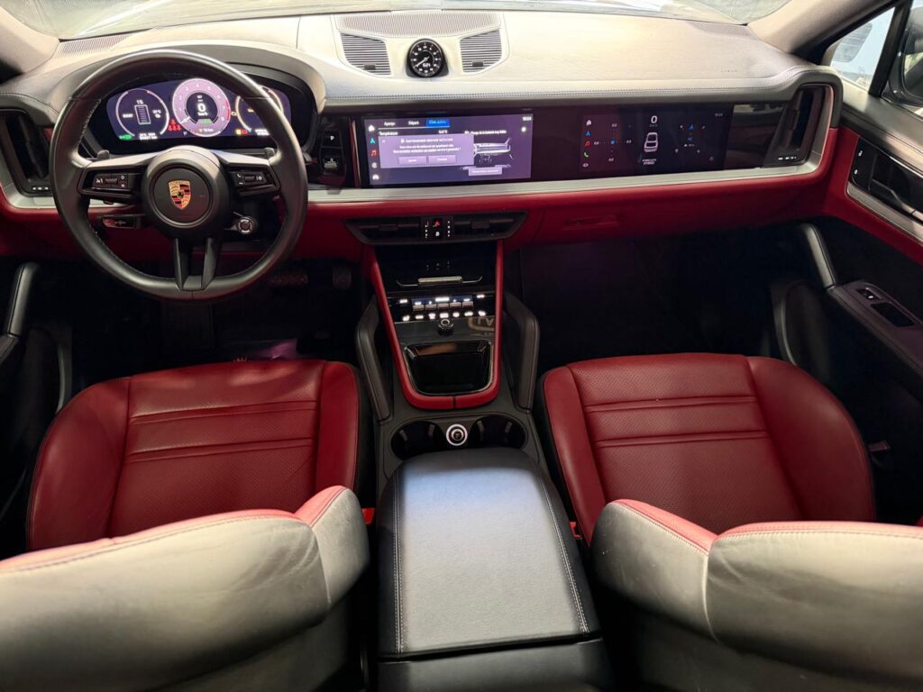 PORSCHE CAYENNE COUPE