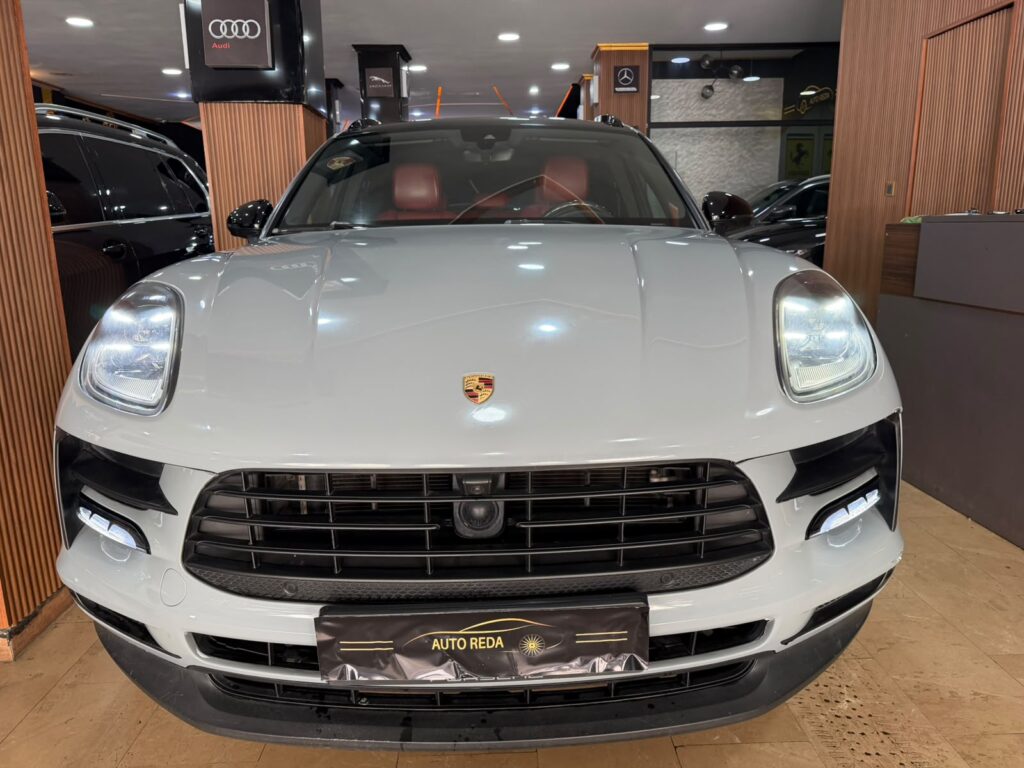 PORSCHE MACAN S