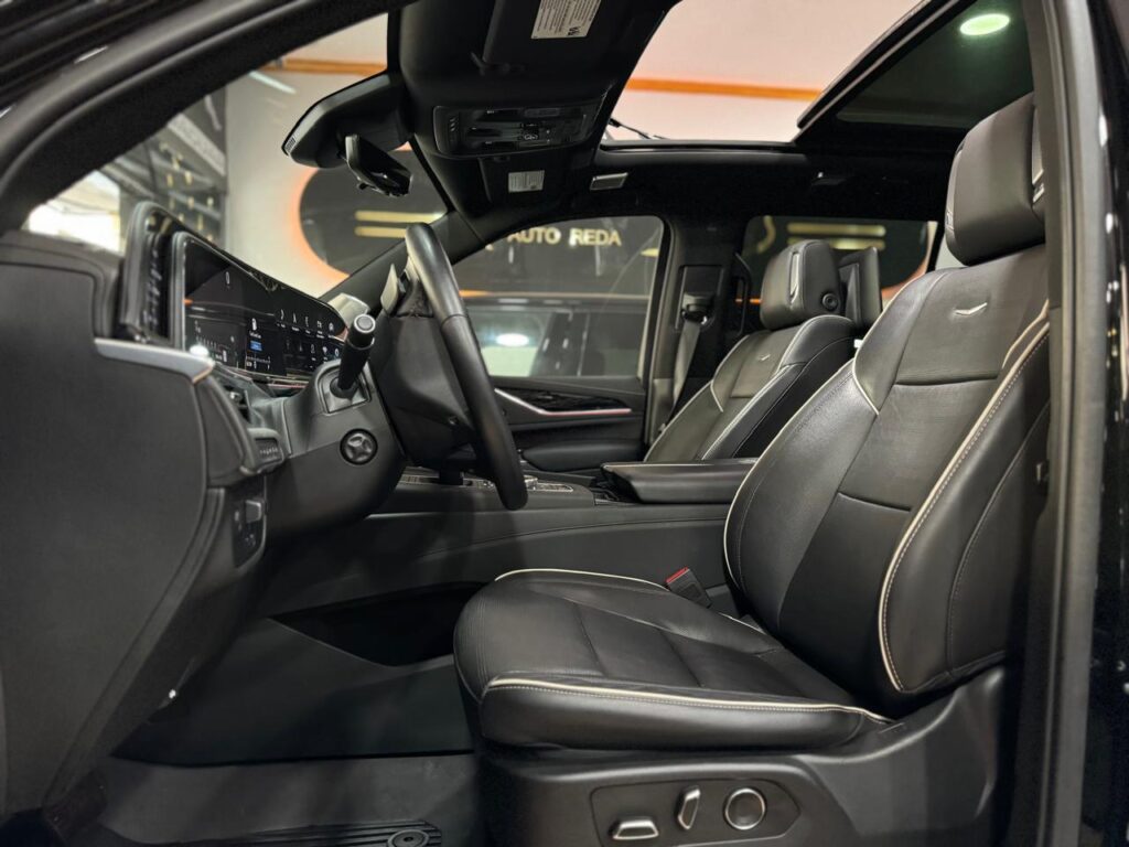 CADILLAC ESCALADE