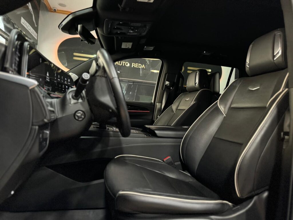 CADILLAC ESCALADE